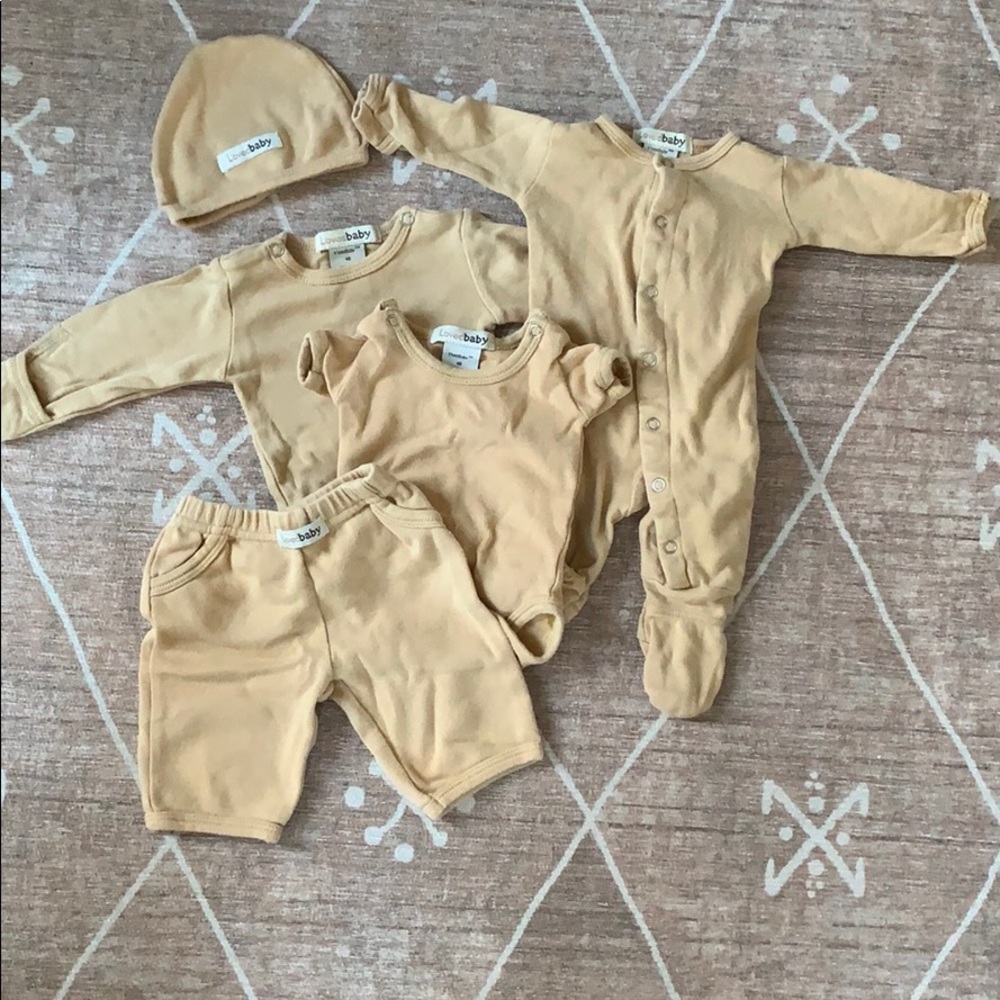 L’oved baby 5 piece mustard newborn set - GUC